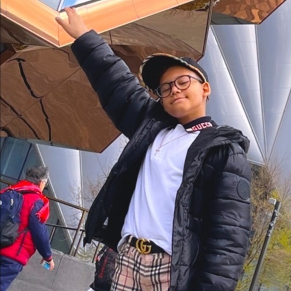 authentic💯❤️gucci❤️casual polo perfected conditions he used 2/3 time only❤️🙏 - Picture 5 of 15